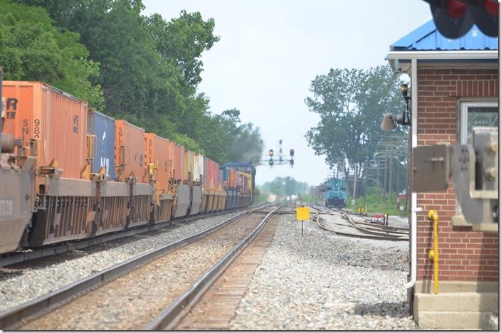 Medium Clear at “Onion” to go from Track 2 to single track at “Spring”, two miles ahead. CSX 773-486. Carey OH. View 3.