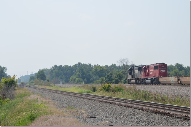 CSX Columbus Line (former CR, nee-NYC) is in foreground.