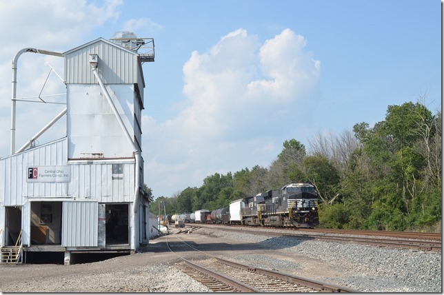 NS 8152-8333 on e/b No. 188-19.