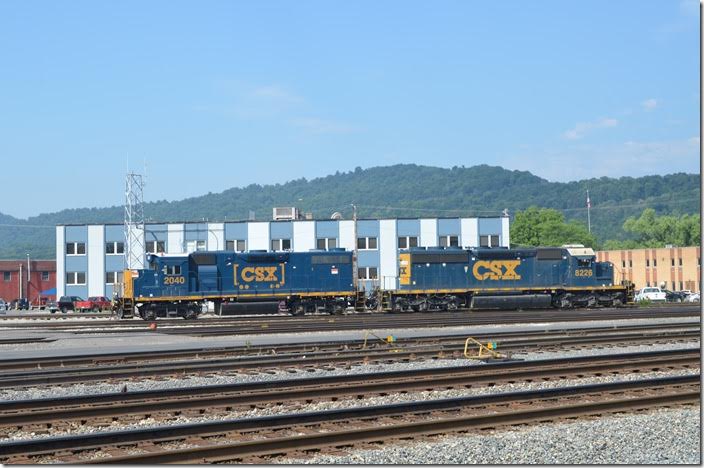 The brown building on the right used to be the crew quarters. It later housed the locomotive training school. CSX 2040-8226. Cumberland MD.