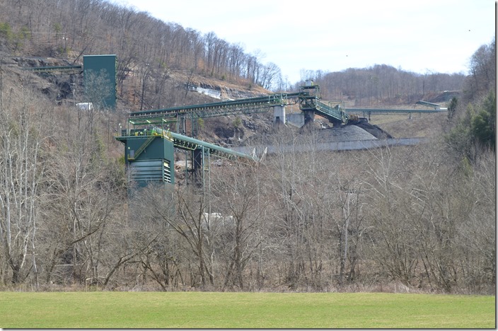 Nally & Hamilton Enterprises unit train load-out at Balkan.