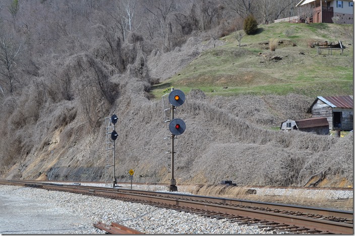 CSX approach signal Pineville.