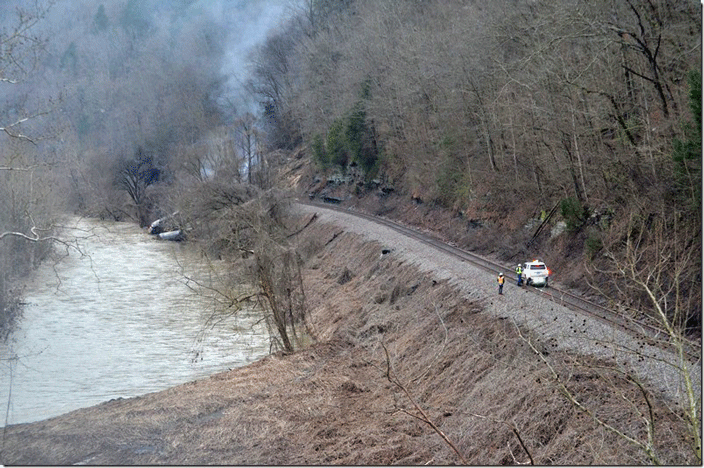 View from the Pond Creek bridge at about 5:00 PM.