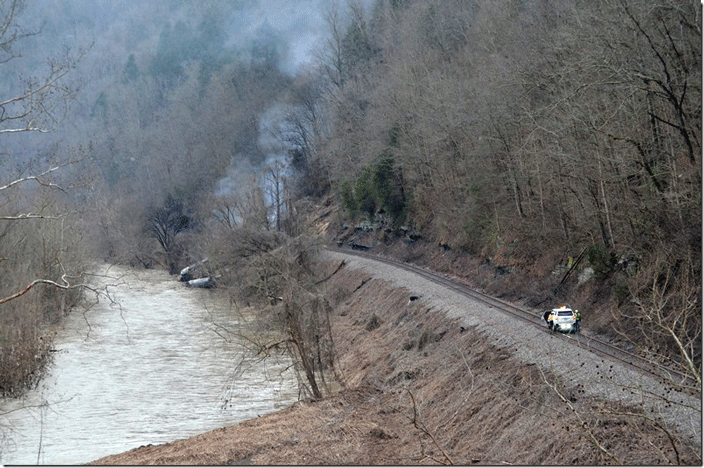 View 2 from the Pond Creek bridge at about 5:00 PM.