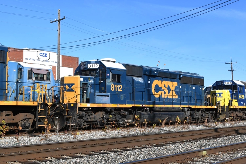 SD40-2 8112.