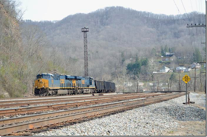 CSX 3196-3124. View 2. Avis WV.