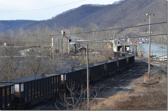 CSX U374-28 Winifrede Jct.