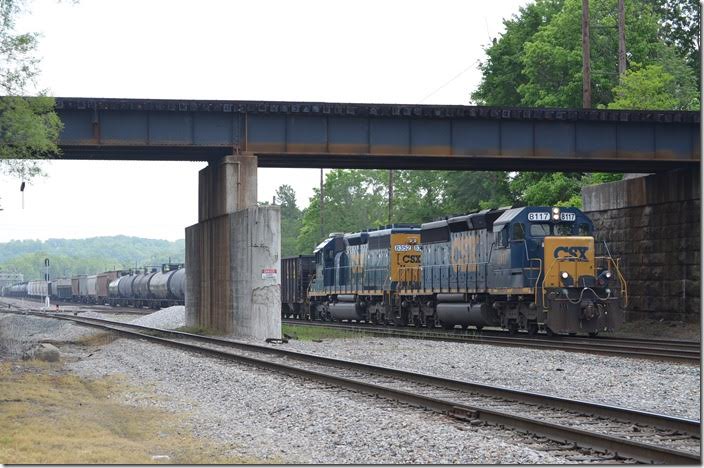 CSX 8117-8352 heads west with Q303. Kenova. 05-11-2015.