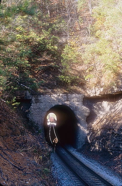 K538-03 has passed through Tunnel 9. This tunnel was built in the 1920s, I think.