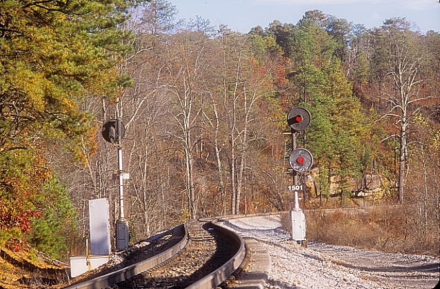 The block signal came on red for a few minutes after the K-train passed.