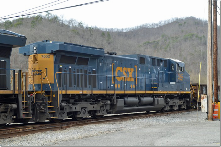 CSX 7002 CM44AC. Shelby KY.