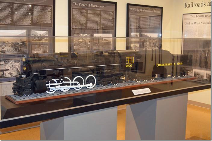 C&O 2700 model display.