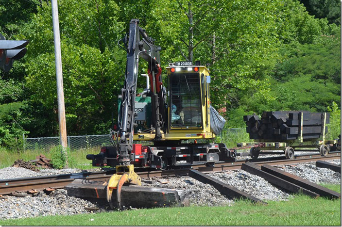 CSX tie gang. More old ties. View 2. Robinson Creek KY.