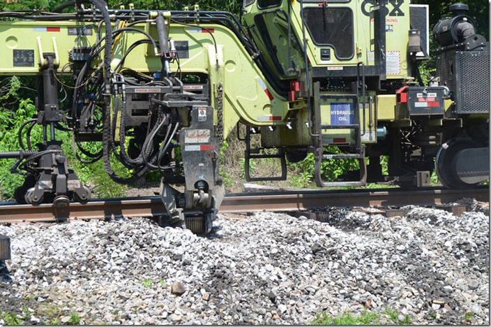 CSX tie gang. Tie replacer. View 3. Robinson Creek KY.