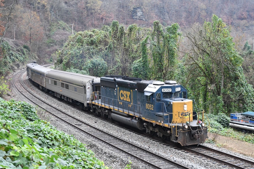 The day wasn't over yet! Back at Shelby track geometry train W001-19 arrived behind SD40-2 8052. 11-19-2024.