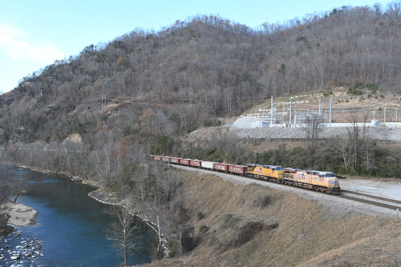 As usual, heavy trains slow as they hit the steep 1.5% grade at Elkhorn Yard. But W092 gets slower...and slower...and slower!