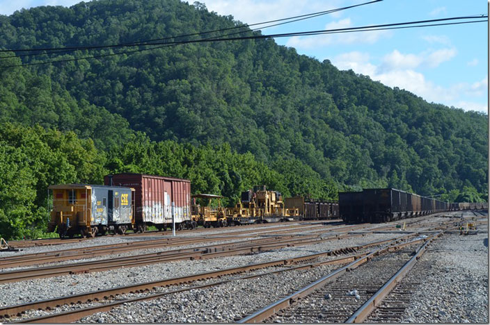 CSX 4566. Shelby KY.