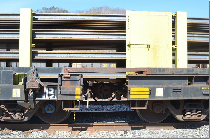 CSX MW 973911 “B” coupled to 973911.