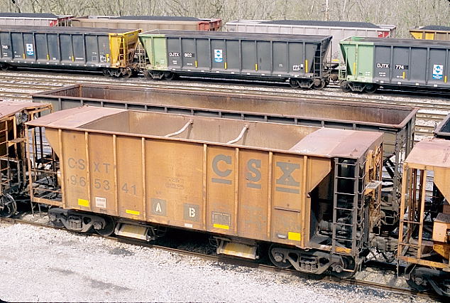 CSX ballast hopper 965341.