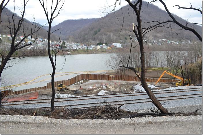 Site of CSX oil train derailment and explosion just west of Mount Carbon.