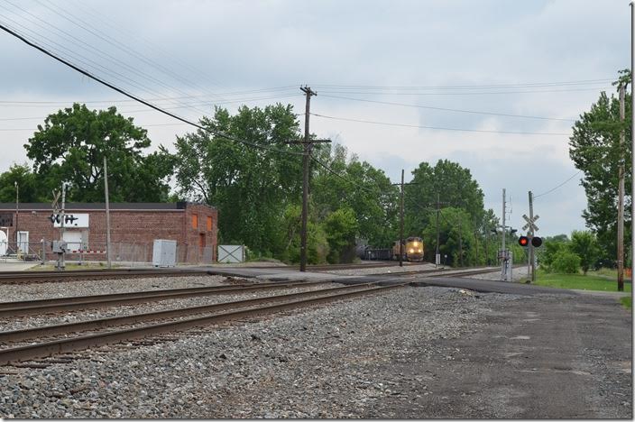 UP 8634-4102 are north on the Sandusky District with NS 174-16 (Macon, GA-Elkhart, IN) with 47/78. Marion.