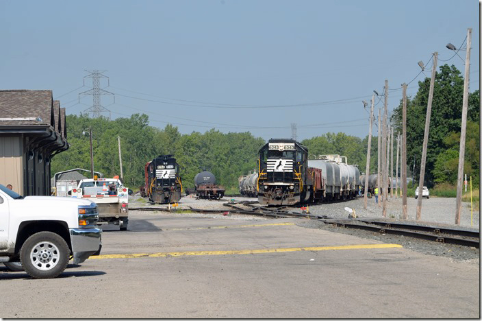 NS 6343 switches at the yard office. NS 6162 is parked in the background at Middletown yard. 08-05-2019. Middletown OH.