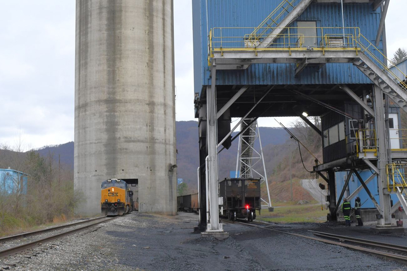 CSX 1835-32. Lynch 3 mine.