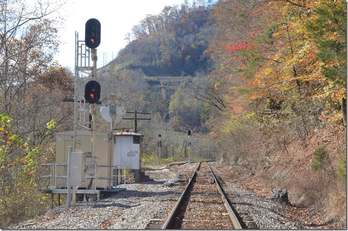 Looking north toward Hazard. CSX signals. View 4. S Dent KY.