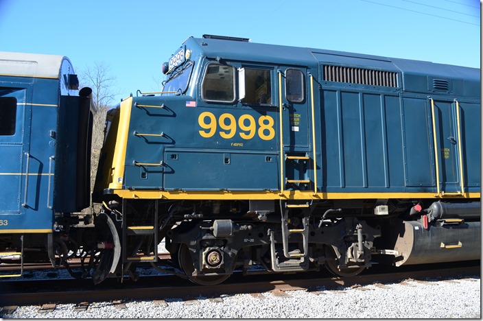 CSX F40PH-2 9998 Shelby.