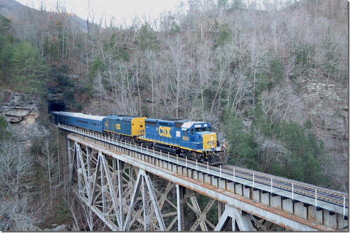 CSX Santa Train crossing Pool Point bridge just south of Elkhorn City.