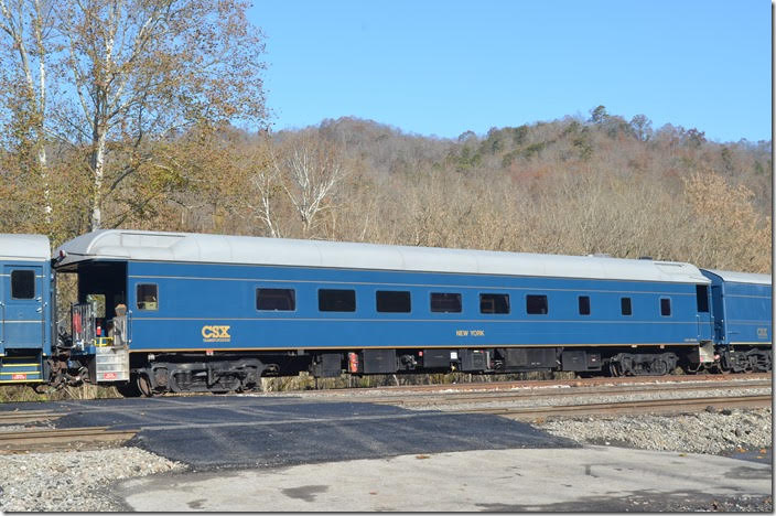 CSX bus car 994010 New York. A new business fleet car – the Pennsylvania – was in the train, but I forgot to photograph it. Shelby KY.