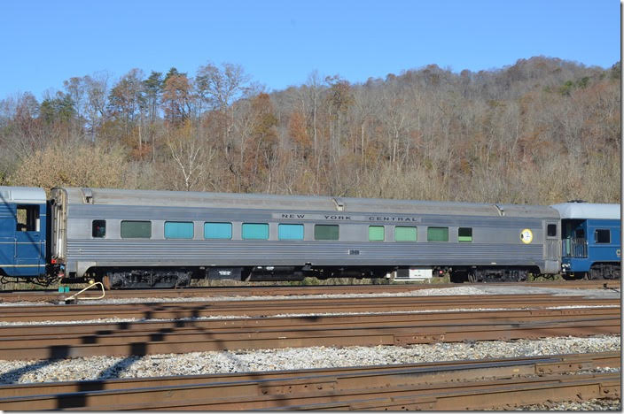 RPCX (Railroad Passenger Car Numbering Bureau Inc.) 800655 is owned by the Collis P. Huntington Chapter, NRHS. It was built by Budd for the NYC in 1947 as a tavern-lounge. It survived down through the years under the ownership of Penn Central and Amtrak. This was the only non-CSX car on the train. Shelby KY.