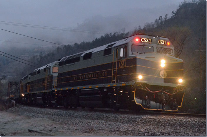 The Santa Train arrives Elkhorn City precisely at 0705 for a 20 minute pause. CSX 1-3-2 F40PH-2s are the power. 11-19-2022.