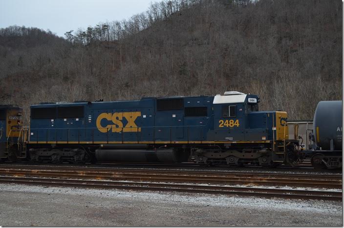 CSX “SD50-2” 2484 is an ex-Conrail SD50 built in 1983. Shelby.