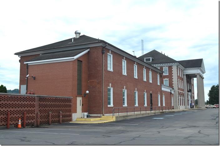 This is the former baggage building which housed the dispatchers in later years. CSX closed division HQ. Huntington. View 7.