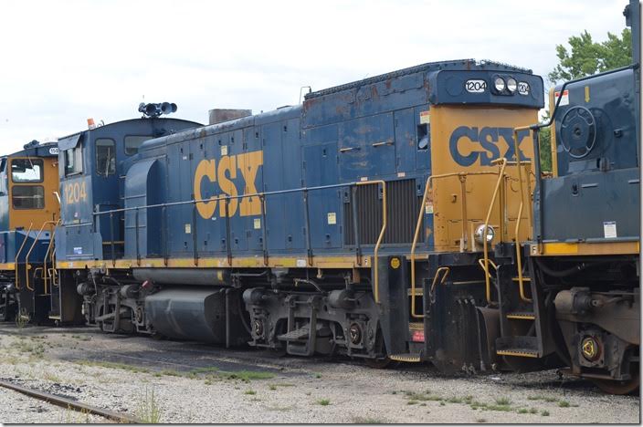 CSX MP15T 1204. Huntington. View 2.