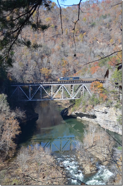 CSX 973 led n/b E281-08 (Terrell, NC – Newell, PA) of DKPX (Duke Energy) empties. 