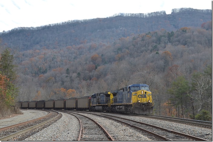 CSX pusher 396-526. View 2.