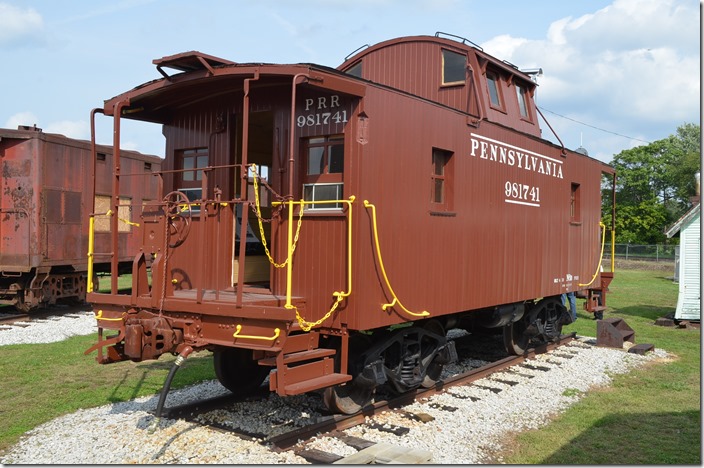 PRR 981741 N6b “cabin car” was rebuilt from a 4-wheel “bobber” caboose.