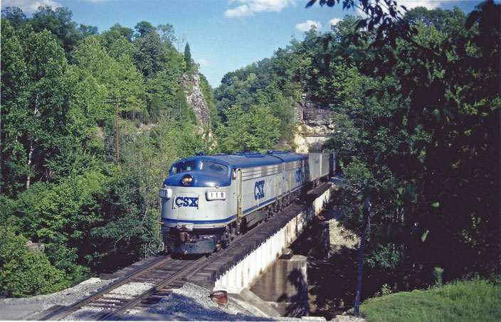 1976 or 77. CSX 118. Roadrailer on the Corbin line.