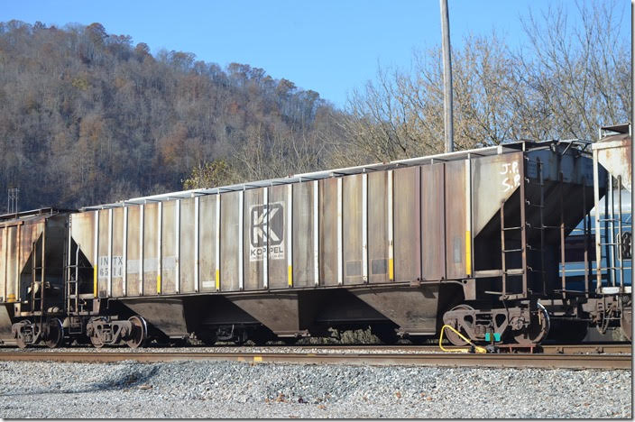 INTX covered hopper 65114 is ex-Koppel. The logo lists Long Beach CA and Salina KS, but I didn’t find any more info. Shelby KY.