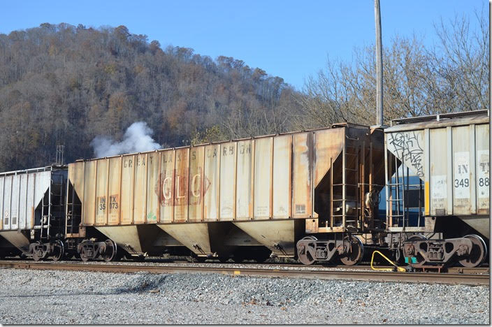 INTX covered hopper 35073 is another former Great Lakes Carbon car. It was built 05-1979 and has a load limit of 200,500 lbs. Shelby KY.