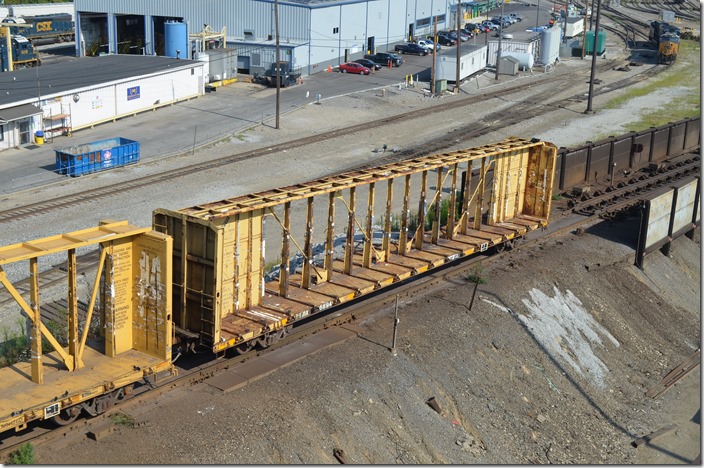 Note the tie-downs to keep the lumber load from shifting. TTZX 86894. View 2. Queensgate OH.