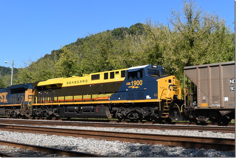 CSX 1900. Martin. View 2.