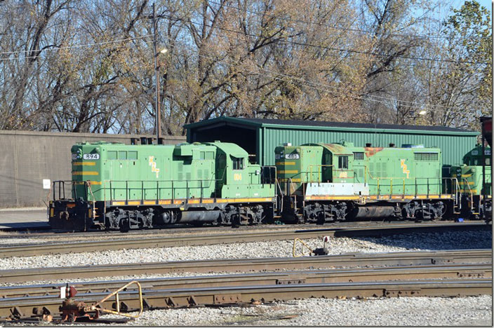 KRT “GP10” 894 (Paducah rebuild) and KRT GP18 485. Ceredo WV.