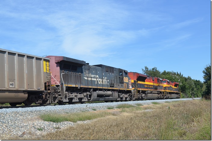 UP 6372-KCS 4043-4051 N Gentry AK.