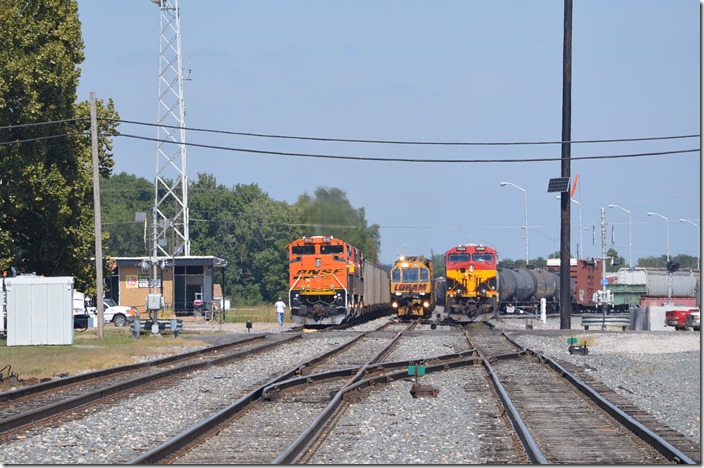 BNSF 9042 KCS 4808 Heavener OK.