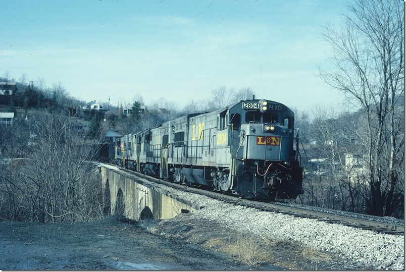 Hazard No. 3 crosses the North Fork of the Kentucky River at Walkertown. L&N Lotts Creek.
