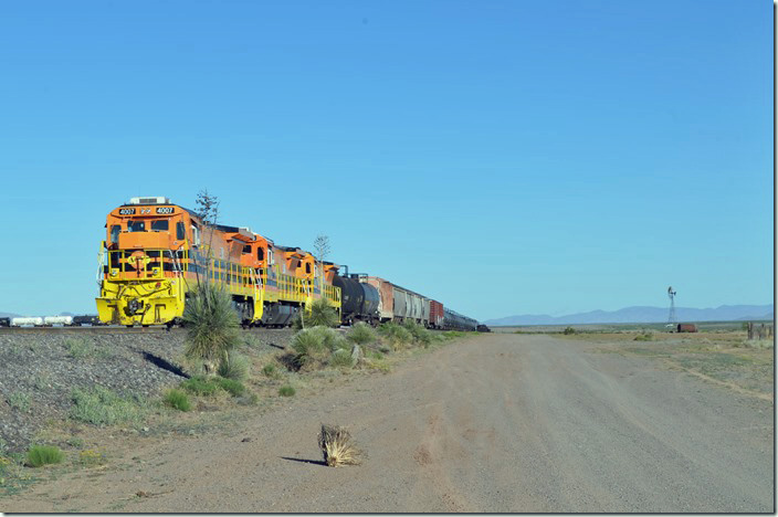 Arizona Eastern (AZER) B40-8s 4007-4005-4004 parked at the entrance to UP’s (ex-SP) yard at Lordsburg NM. This freight could have come directly from Clifton AZ or possibly from Globe via trackage rights over UP. Tuesday 04-30-2019. Lordsburg NM.