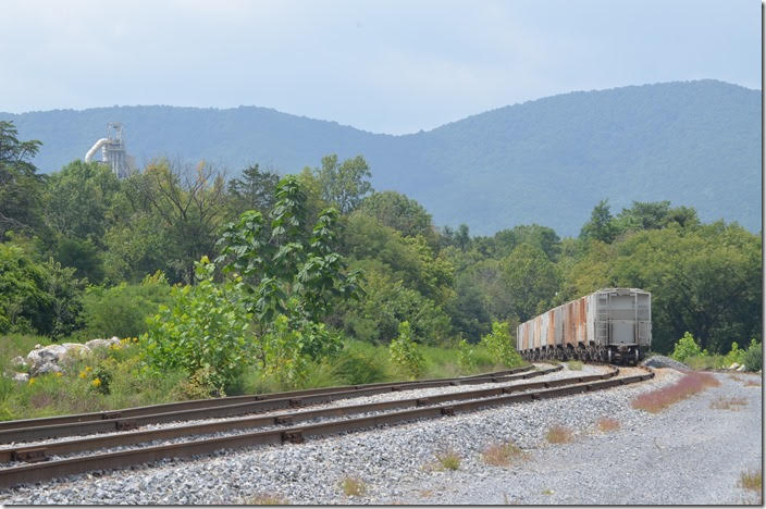 Before getting on I-81, I drove out the Cloverdale Branch. Titan America-Roanoke Cement Co. LLC has a huge plant at Lone Star (fka Lone Star Cement), the end of the 8-mile branch. Lone Star VA.